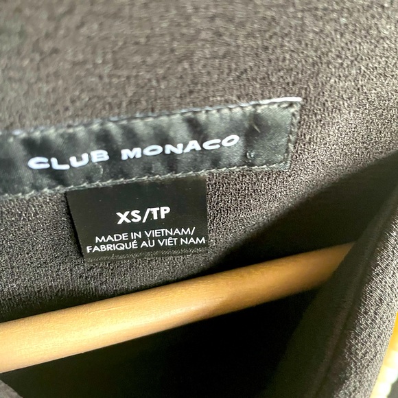 Club Monaco black cropped top - Picture 4 of 6